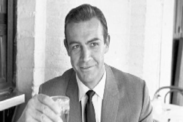 Sean-Connery-James-Bond